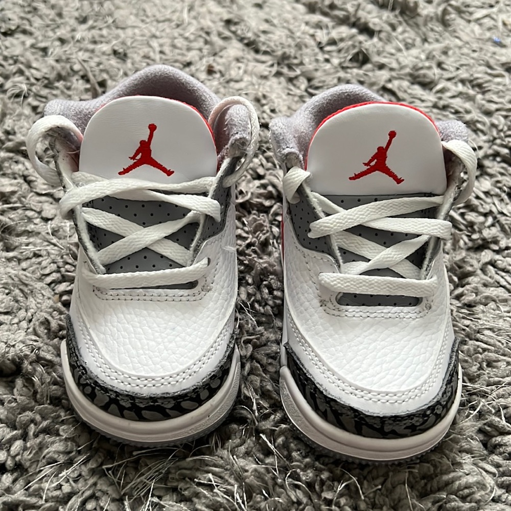 Jordan 4